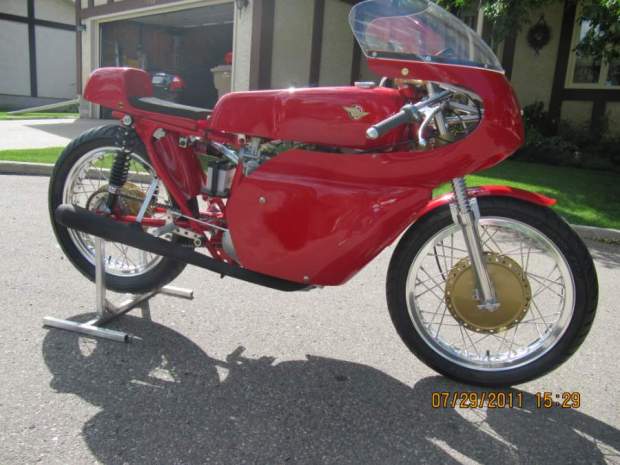 1965 Ducati 350 racer010
