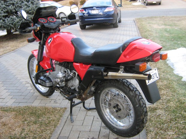 R100GS-LS_Streetfighter-1