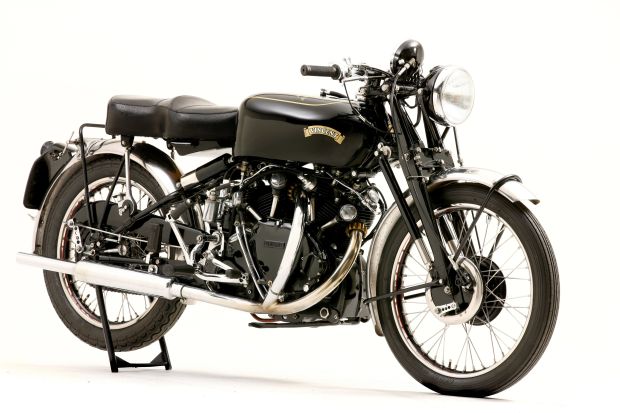 CREDIT DOUBLE RED 1952 Vincent 998cc Montlhery Black Shadow 300dpi