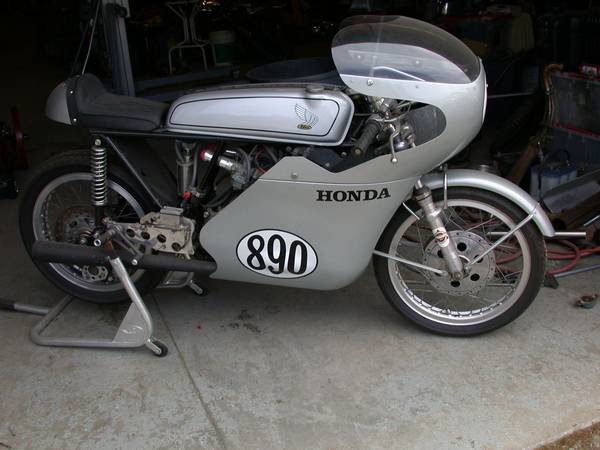 00U0U_7sUIXwKMRm8_600x450